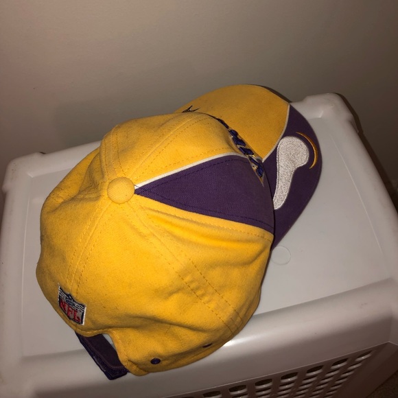 Vintage Minnesota Vikings Hat - Picture 3 of 3